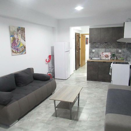 Artistic Rent Rooms & Apartments Nea Kallikrateia Экстерьер фото