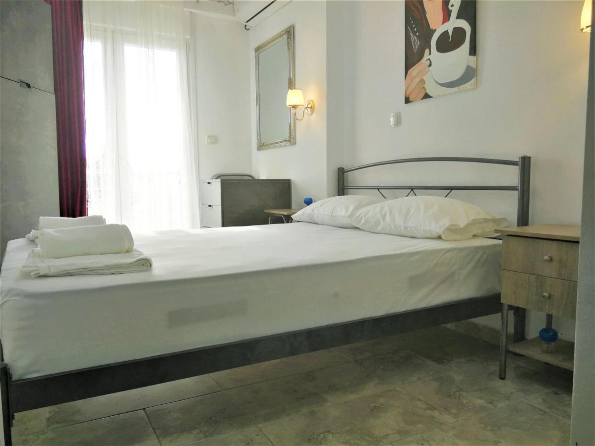 Artistic Rent Rooms & Apartments Nea Kallikrateia Экстерьер фото